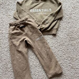 Essentials Fear of God Kids Brown Joggers and Sweatshirt